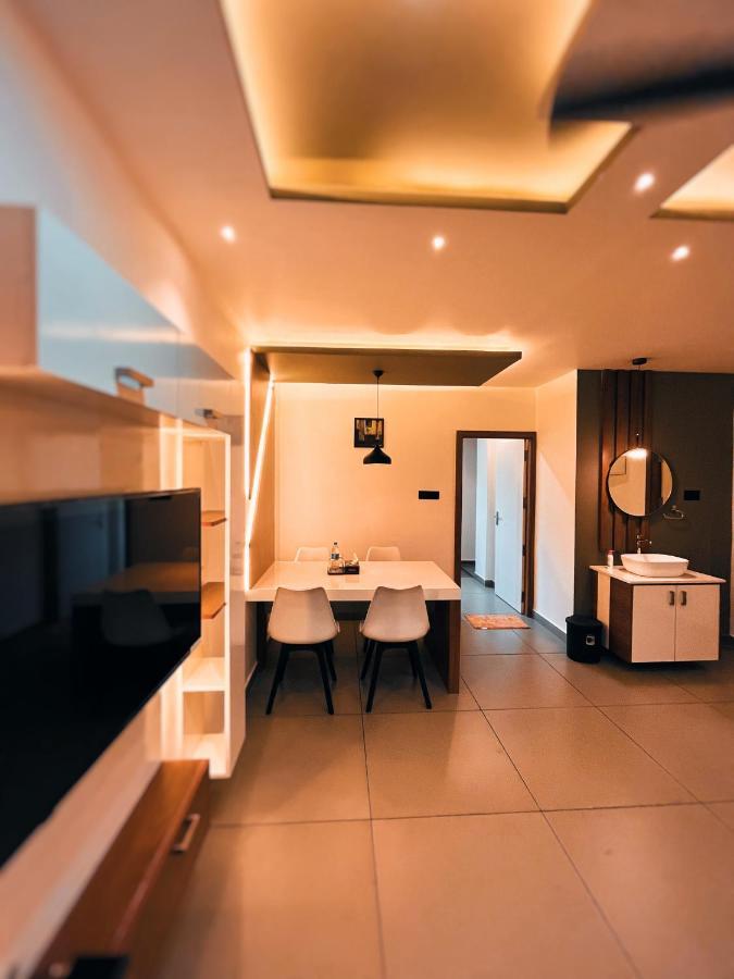 Bbc Luxury Apartments Perintalmanna Eksteriør bilde